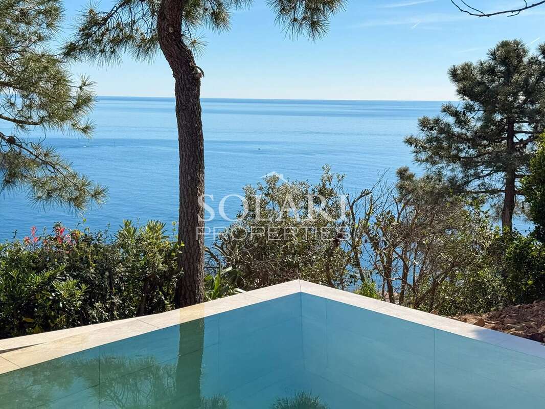 Maison à THEOULE-SUR-MER