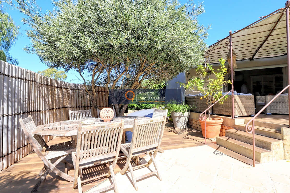 Villa Type 5/ 6 de 200m2 habitables 83140 Six fours les plages - photo 12