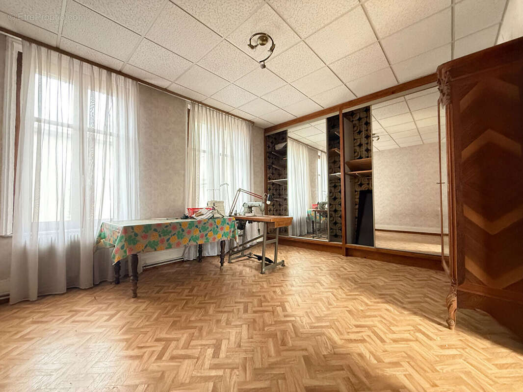 Maison à ROSIERES-AUX-SALINES