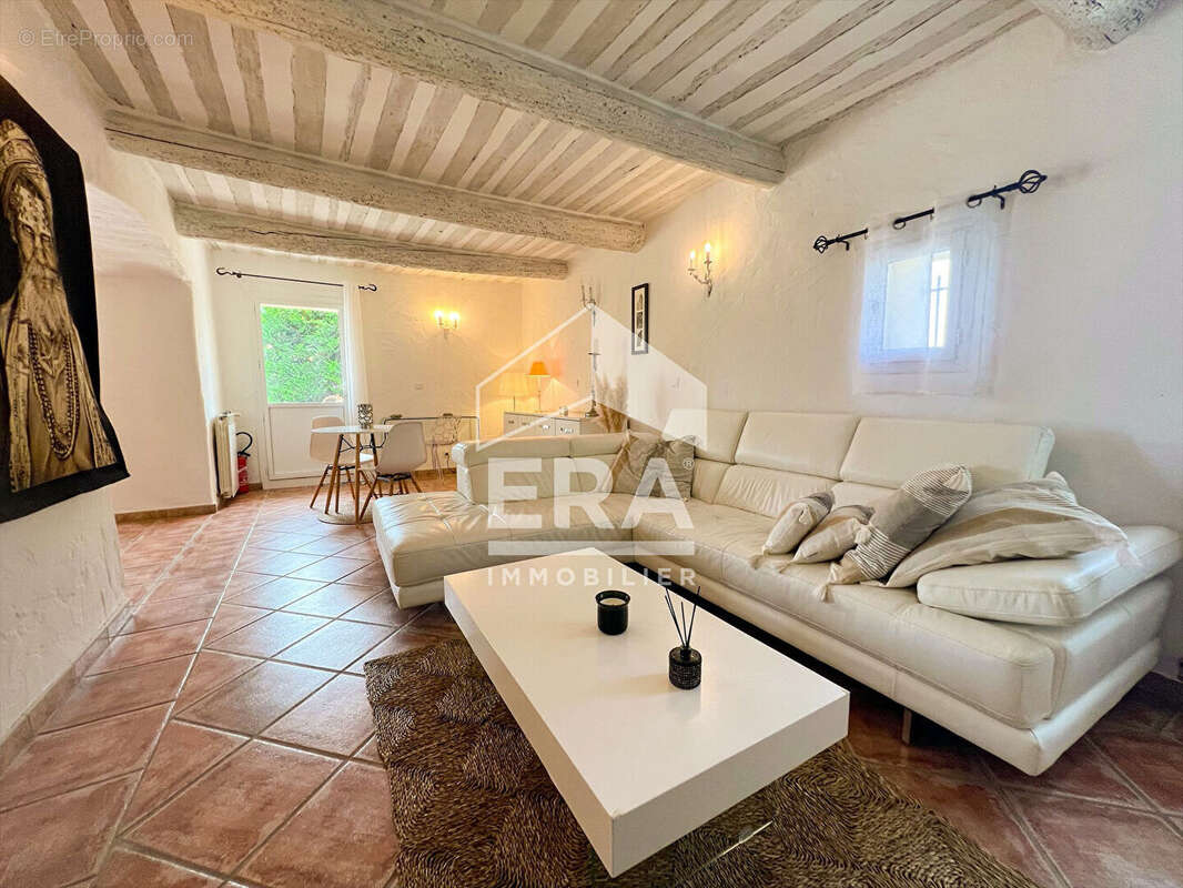 Maison à MAZAN