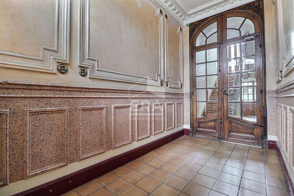 Appartement à LA COURNEUVE