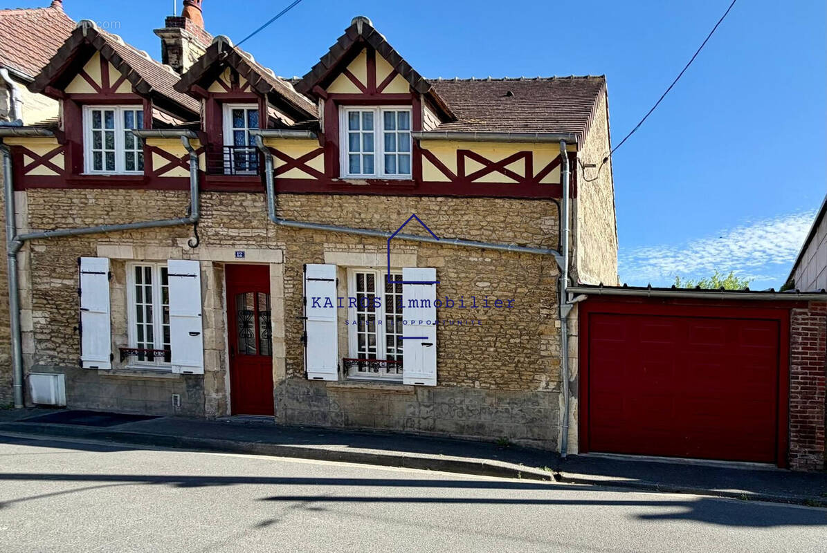 Maison à SAINT-GEORGES-EN-AUGE