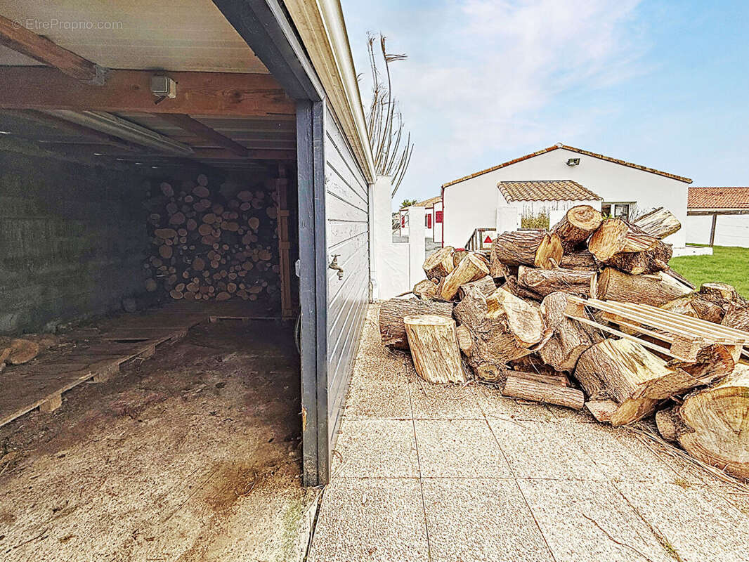 Maison à LE FENOUILLER