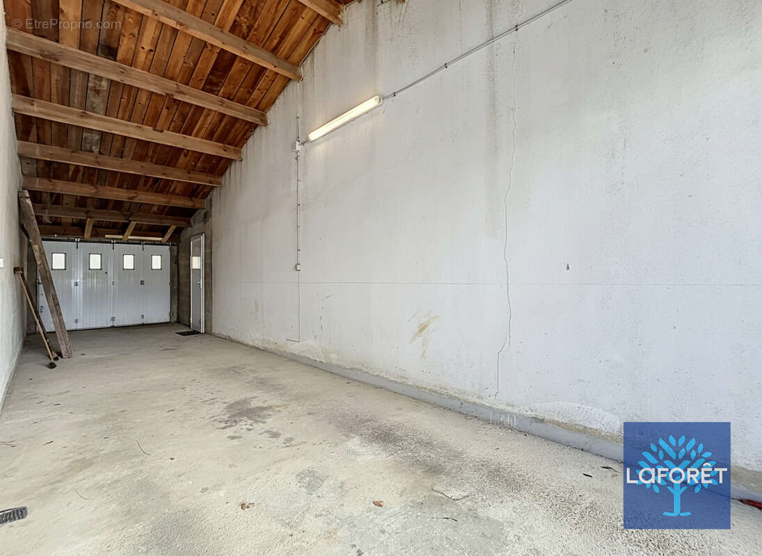 Maison plain-pied La Roche Sur Yon 4 pièce(s) 72.84 m2 - photo 9