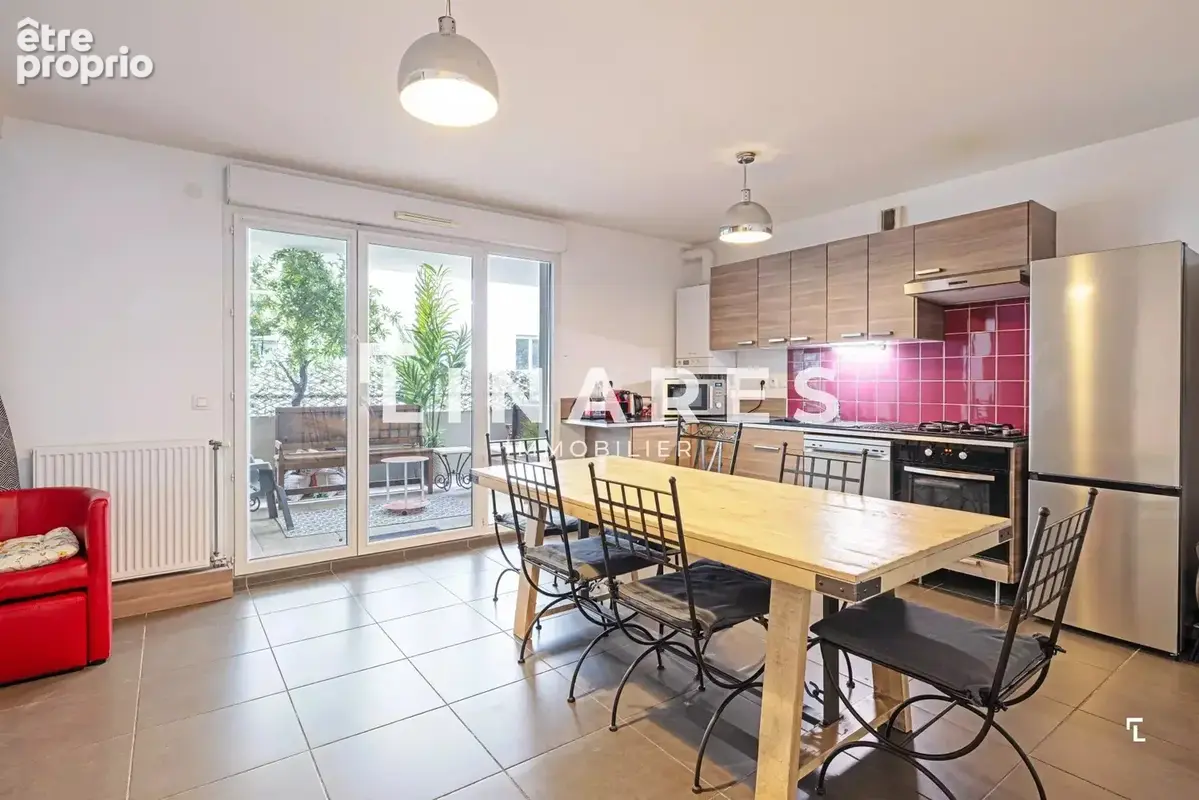 L'HAVRE DU ROUET - Appartement T3/4 de 72m2 - Terrasse - Parkings (sus) - 13008 - photo 2