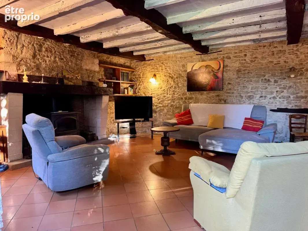 Coulaures (24420) – longère en pierre de 186 m² – 5 chambres – terrain de 3 224 m² – garage et dépendances - photo 29
