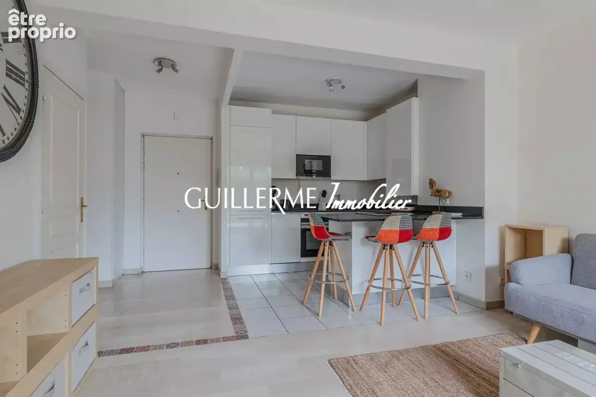 Appartement avec terrasse et jardin - Plein centre de Dardilly le haut - photo 5