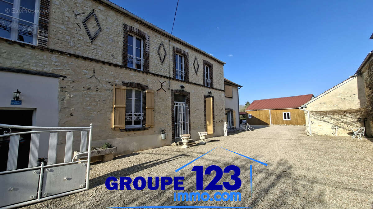 Maison à LINDRY