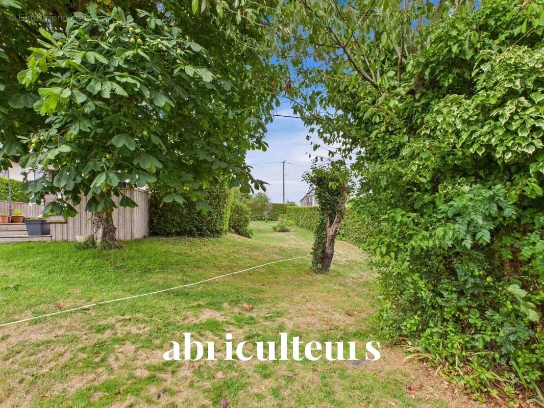 Appartement à SAINT-HERBLON