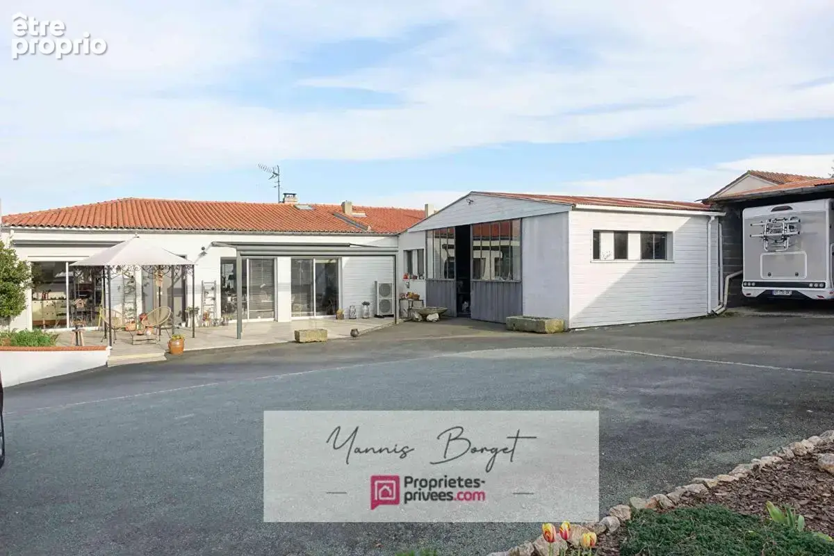 Ensemble immobilier avec double habitation - coeur de bourg de Chavagnes-en-Paillers - photo 3