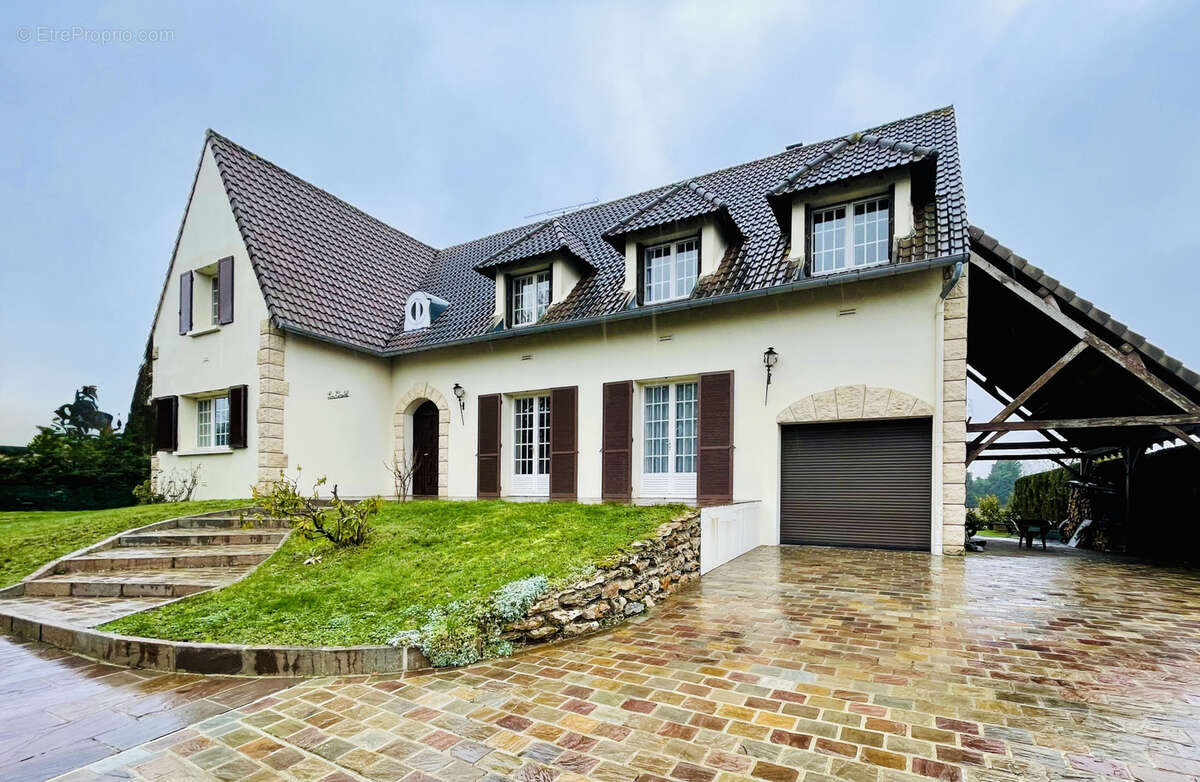 Maison à CERNAY-LA-VILLE