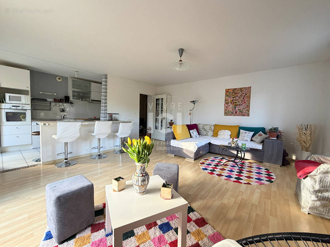 Appartement à SAINT-SEBASTIEN-SUR-LOIRE