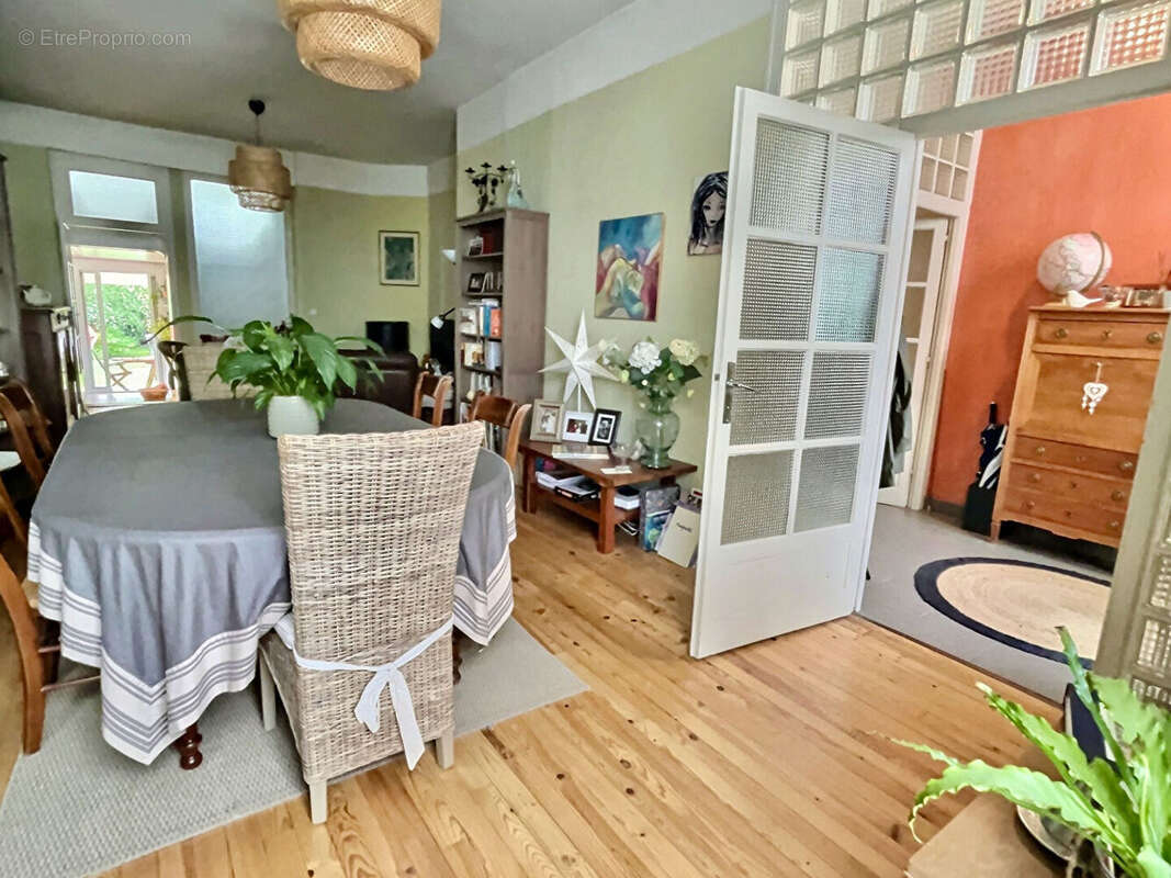 Maison à VILLENEUVE-SUR-LOT