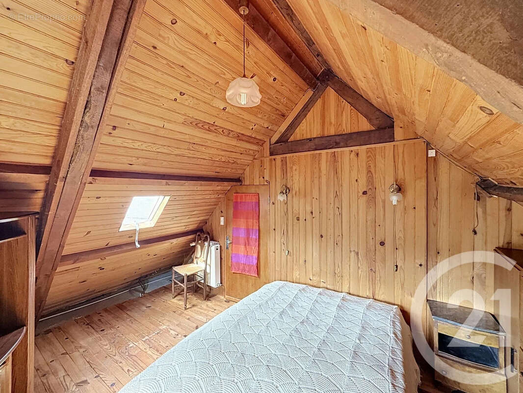 Maison 134 m² à Le Vieux-Marche  - photo 18
