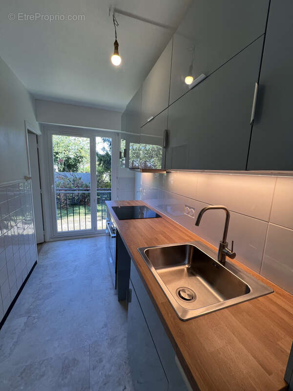 Appartement à LA CHAPELLE-SAINT-MESMIN