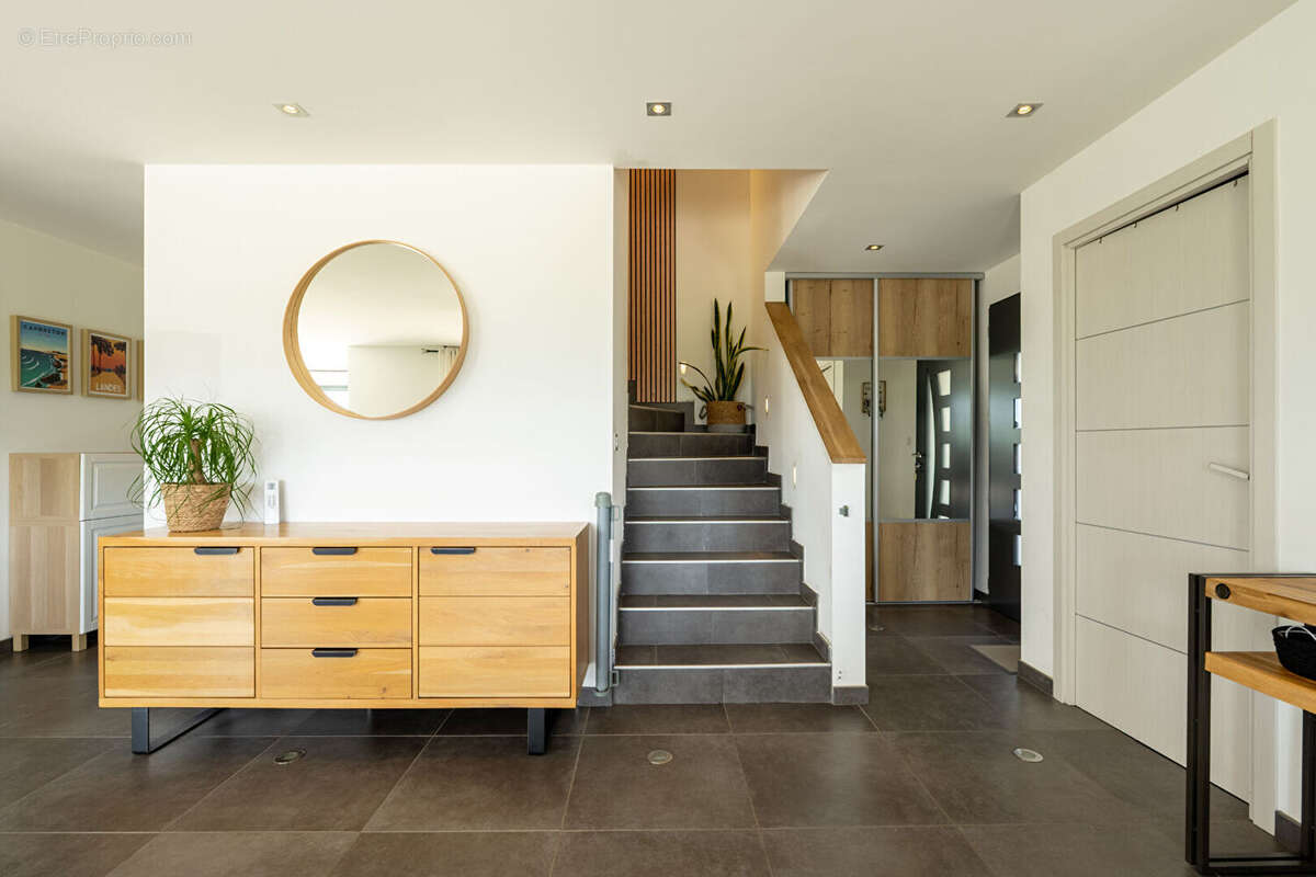 Maison à BELLEGARDE-SUR-VALSERINE