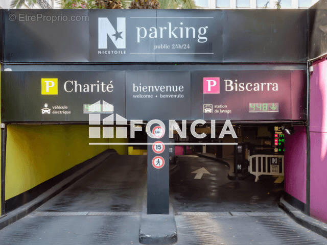 Parking à NICE