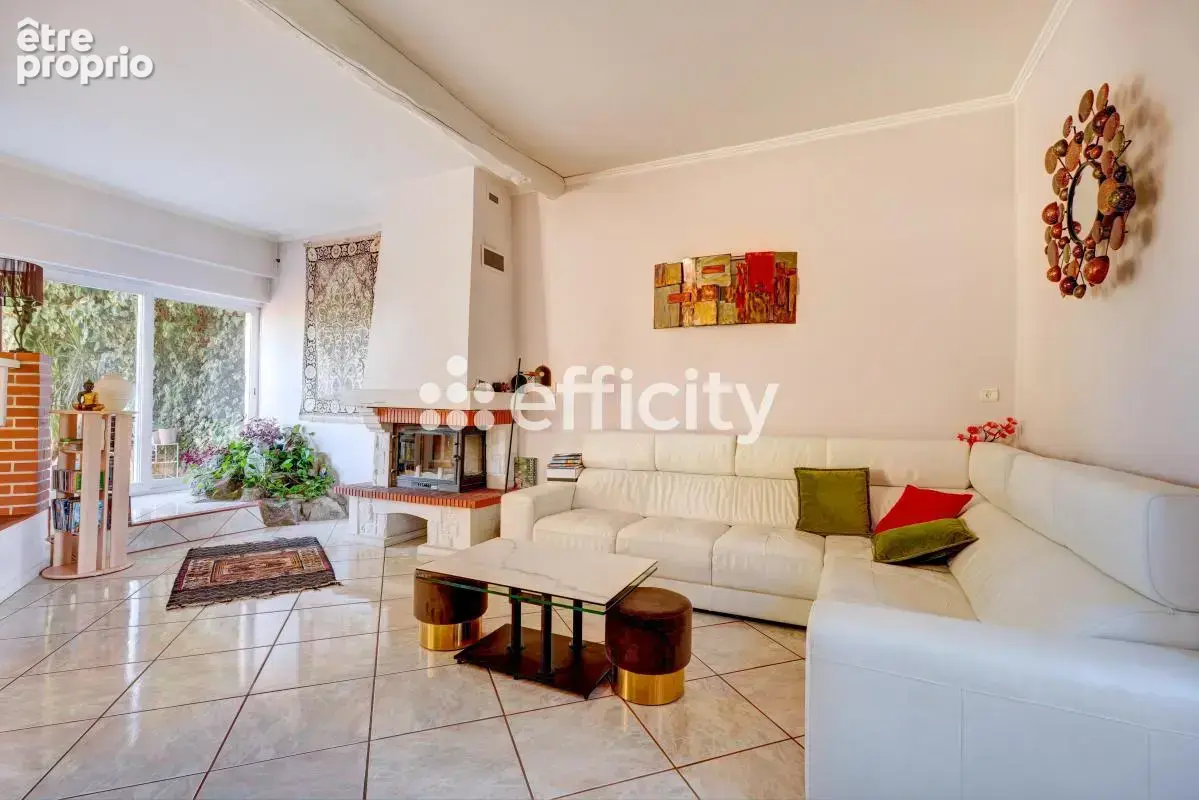 Maison 7 pièces 158 m² à vendre à Condrieu (69420) - photo 7