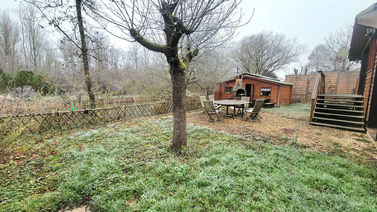 Maison à SAINT-SAUVEUR-LES-BRAY