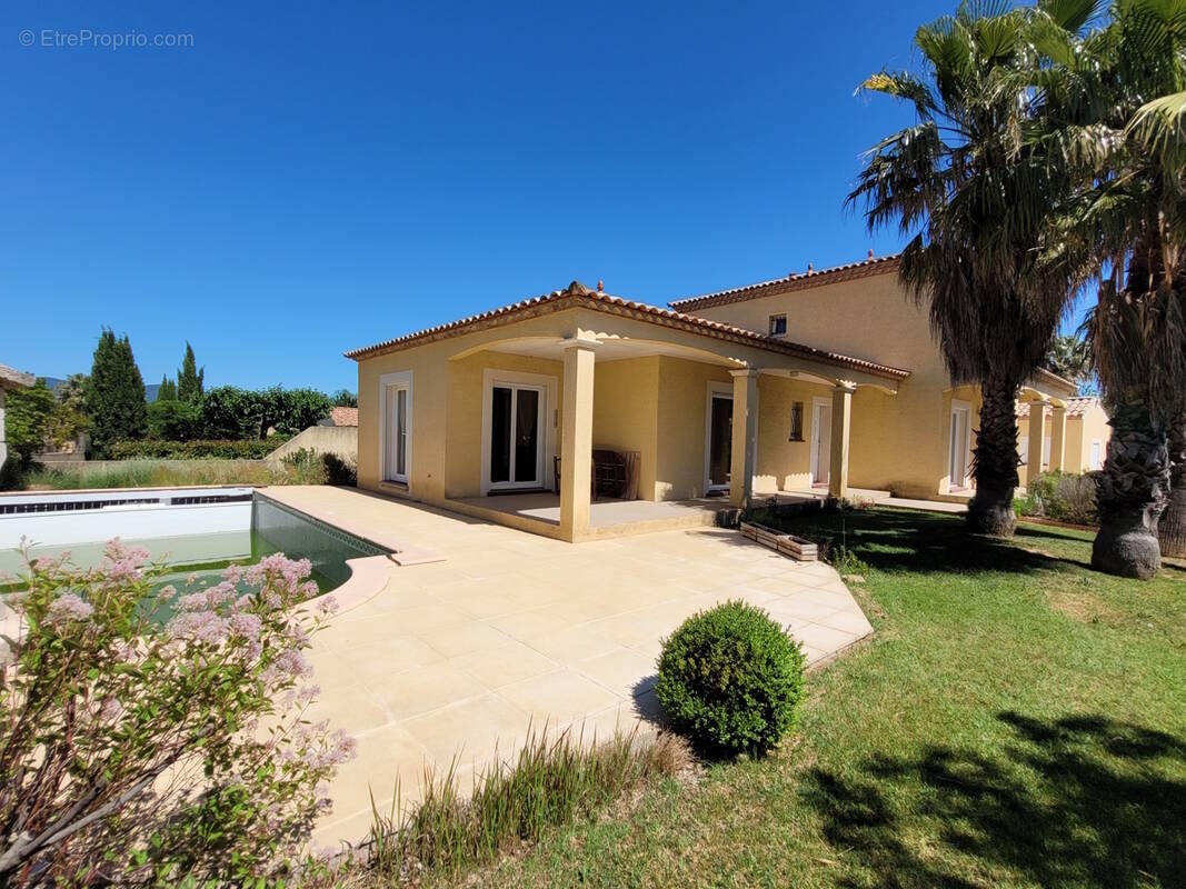 Maison à SAINT-GENIES-DE-FONTEDIT