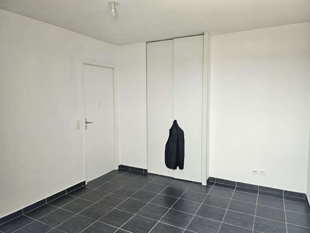 Appartement Villenave D Ornon 2 pièce(s) 41 m2-Gd-Terrasse-Parking - photo 2