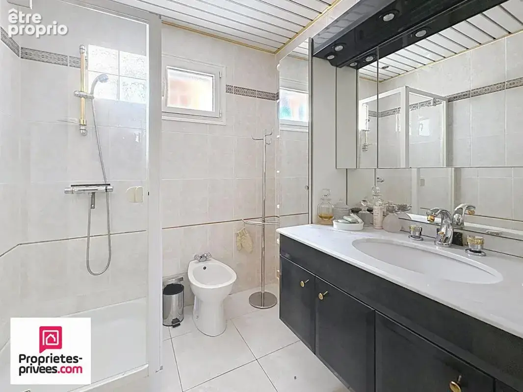 VILLA T5 garage sur  764 m² de terrain clos avec vue - photo 11