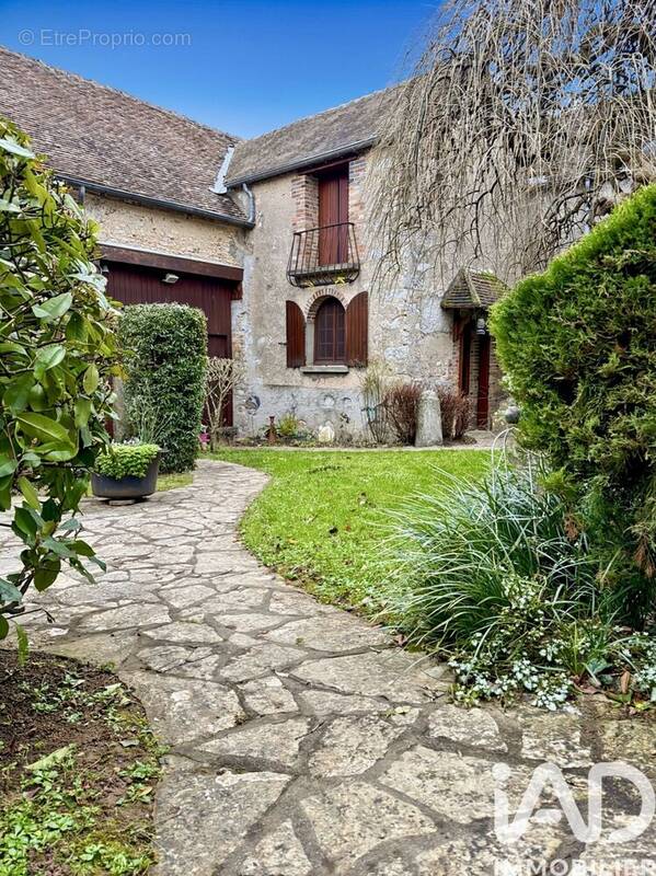 Photo 1 - Maison à CHAMPIGNY