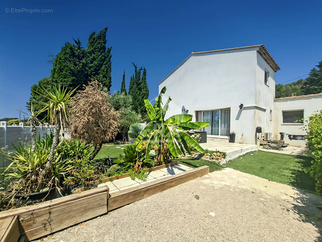 Maison à MARIGNANE