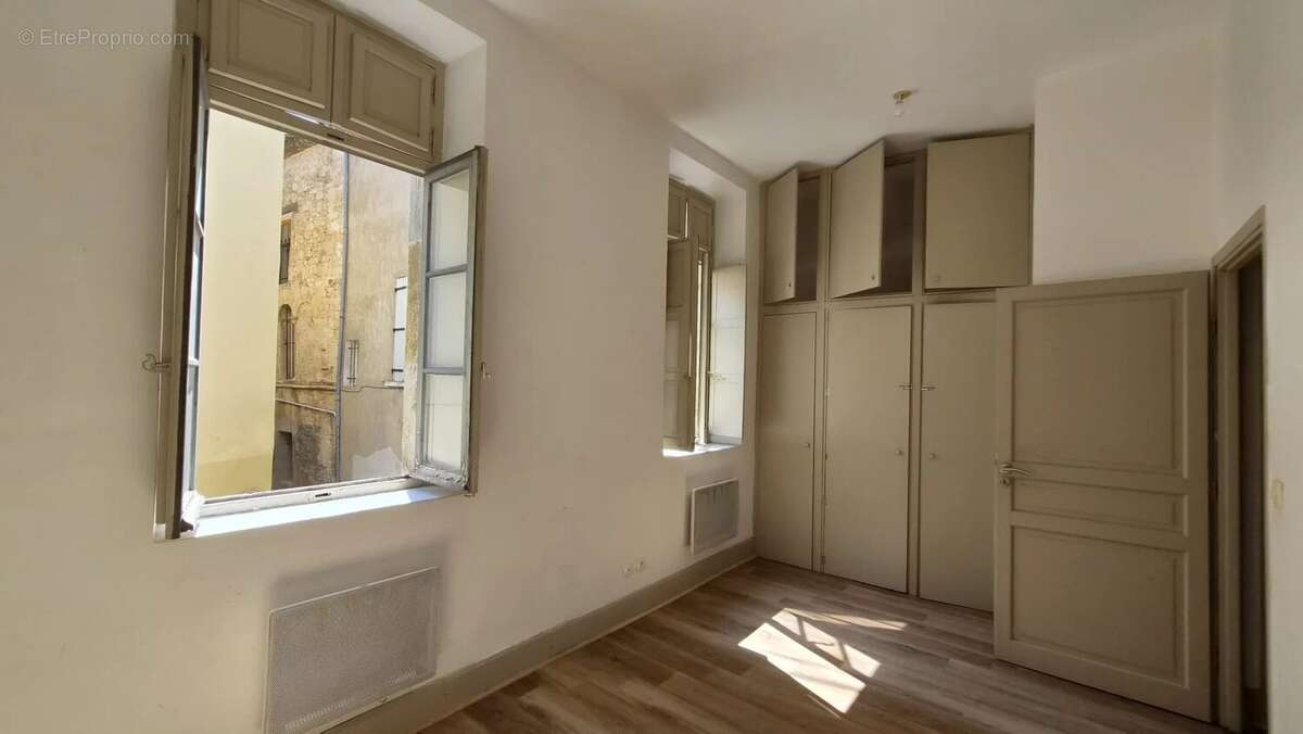 Appartement 3 pièces en centre-ville - photo 4