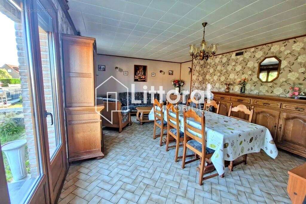 Plain-pied 3 chambres avec jardin et grand garage - photo 2