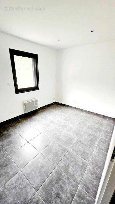 Maison à LABASTIDE-SUR-BESORGUES