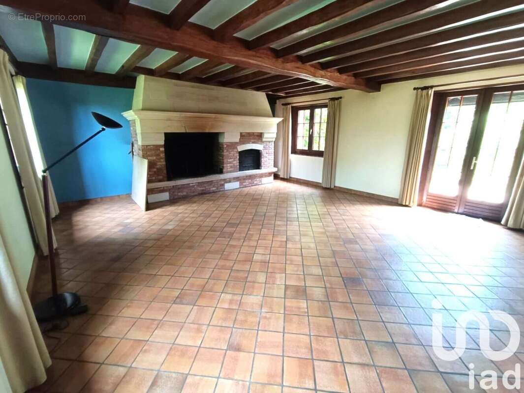 Maison 200 m² à Flocques  - photo 7