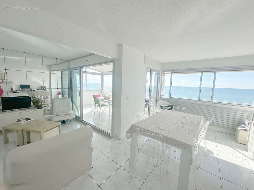 Appartement à CANDILLARGUES