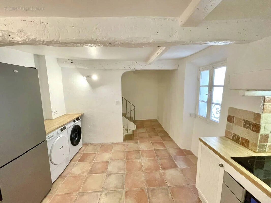 Maison à VALBONNE