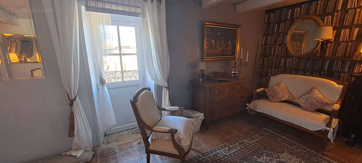 Maison à SAINT-MAURICE-NAVACELLES