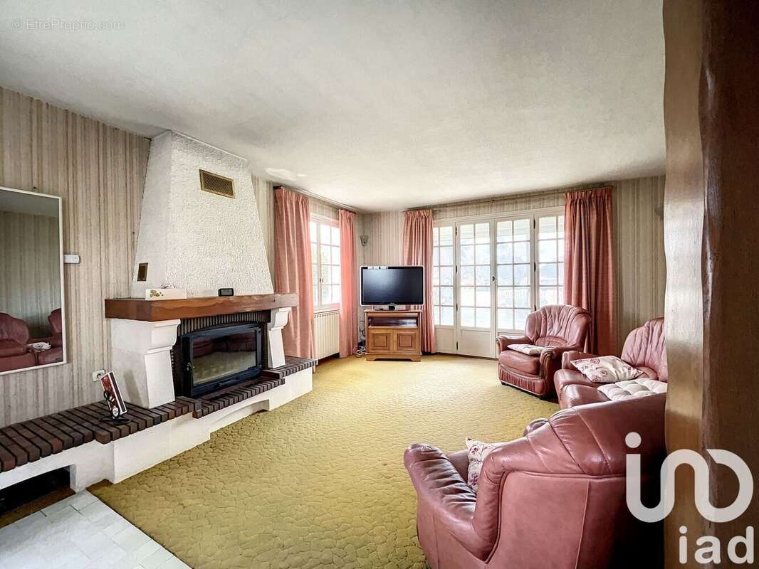 Photo 3 - Maison à CHARRON