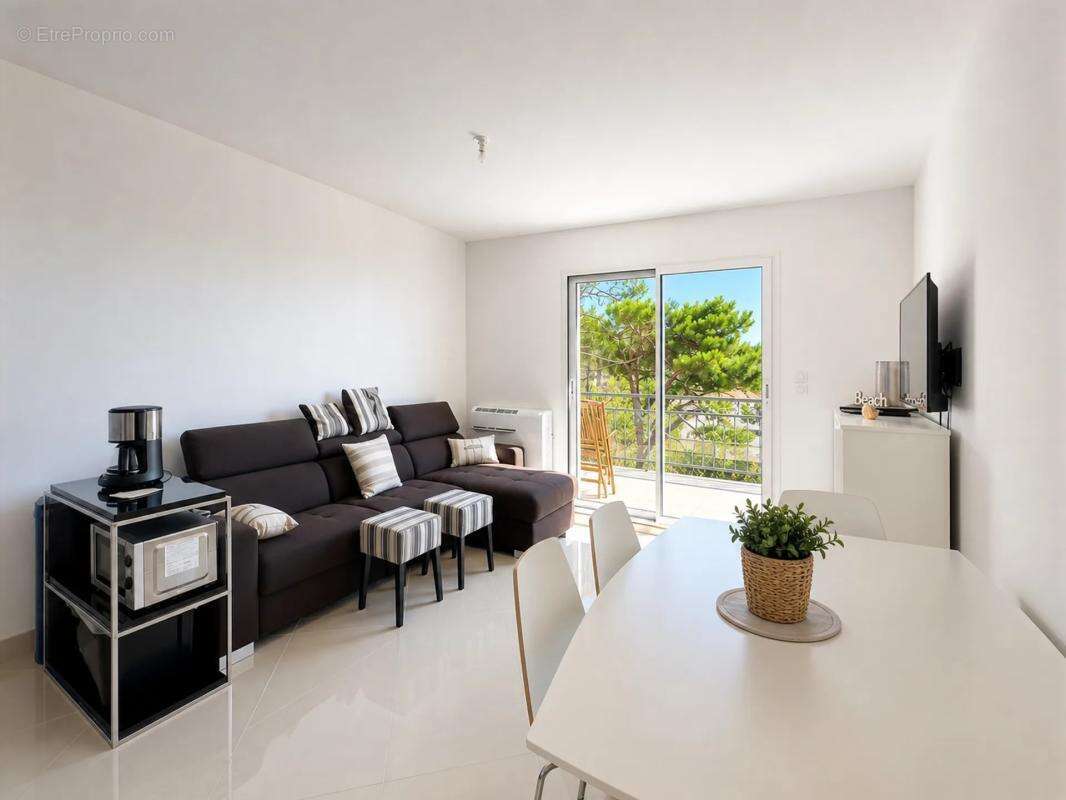 Appartement de 3 pièces de 47 m² à Fleury - photo 4