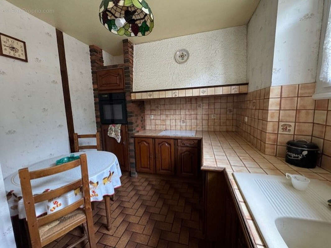 Maison à MONTGENOST