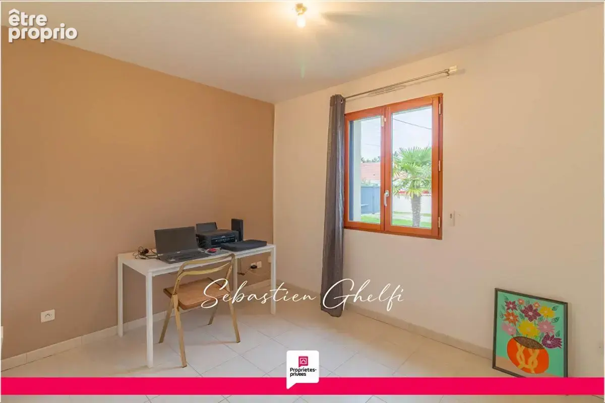 Maison avec 4 chambres- 2 salles d''eau-2 wc-cellier-garage - photo 10
