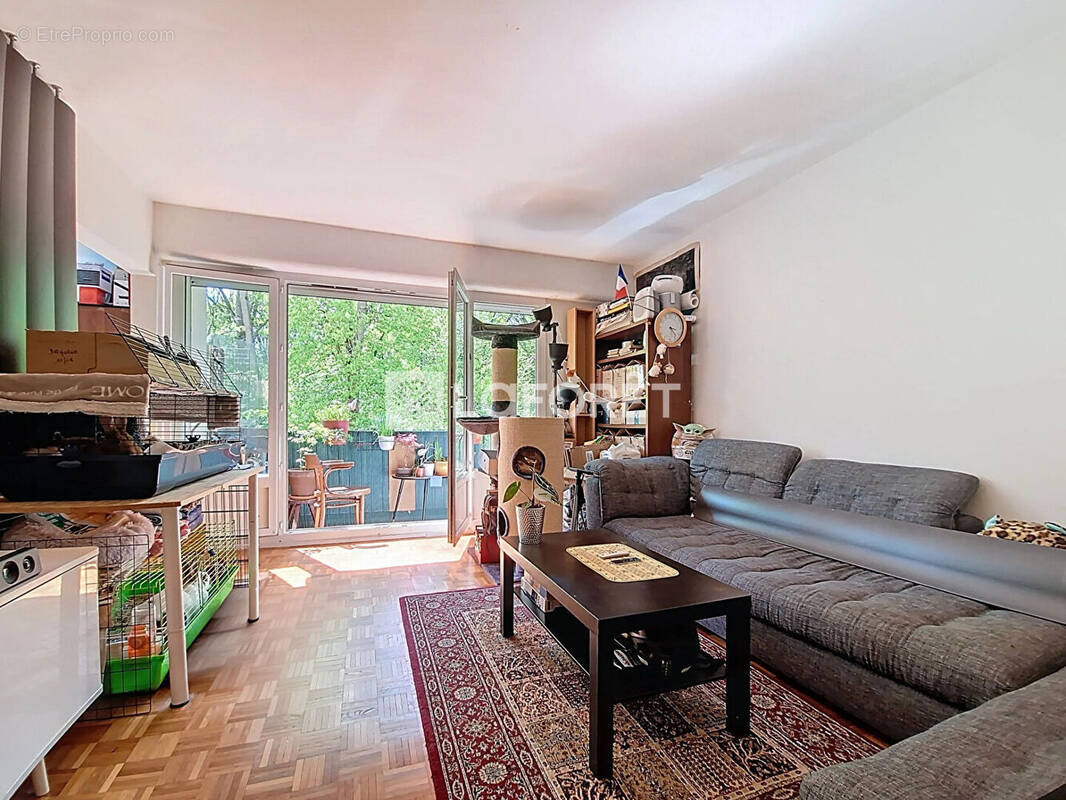 Appartement à VERNEUIL-SUR-SEINE