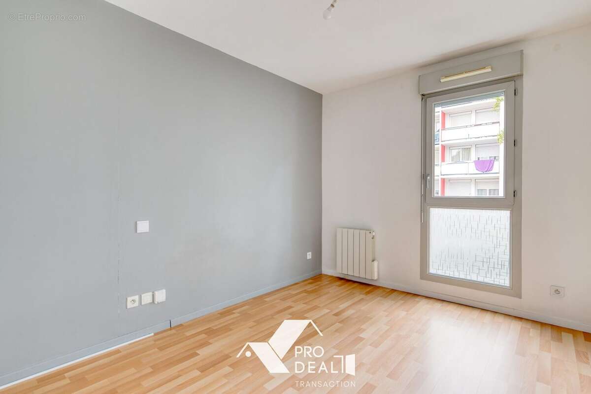 Appartement à MEYZIEU