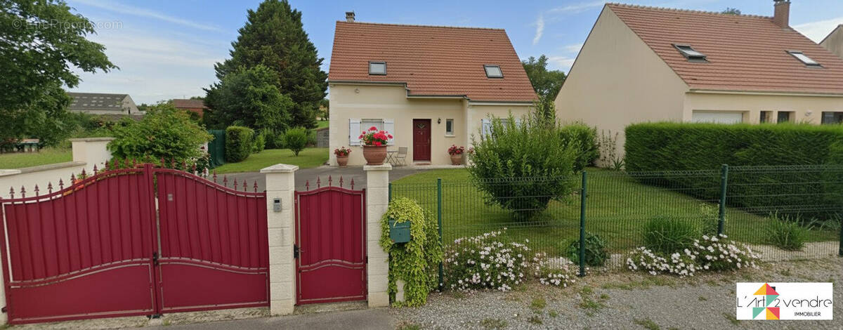 Maison à MONCHY-HUMIERES
