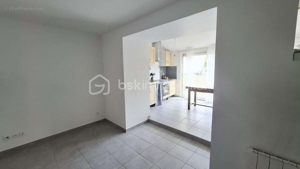 Appartement à MEREVILLE