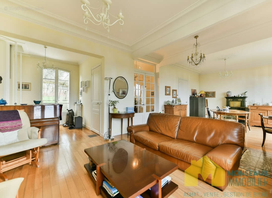 Maison à EPINAY-SUR-ORGE