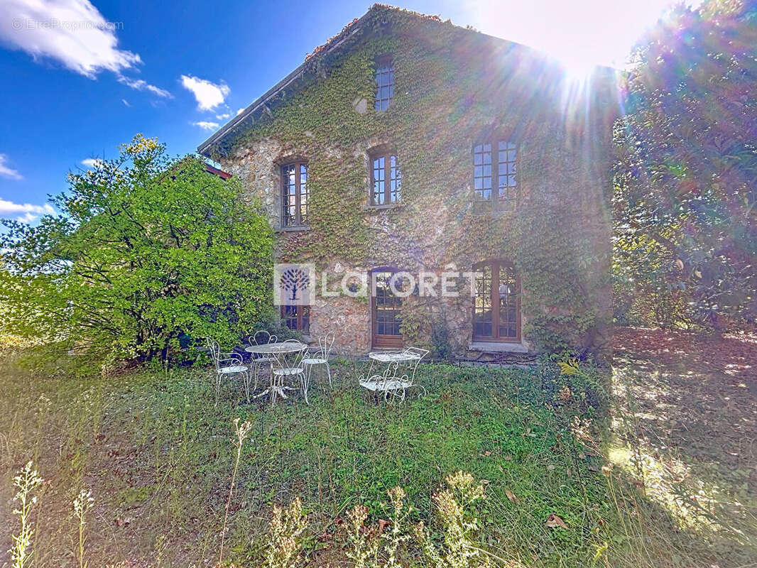 Maison à VERNEUIL-SUR-SEINE