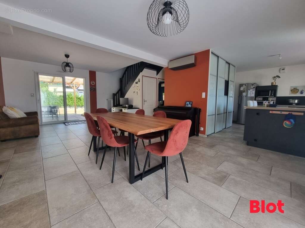 Maison 129 m² à Geveze  - photo 2