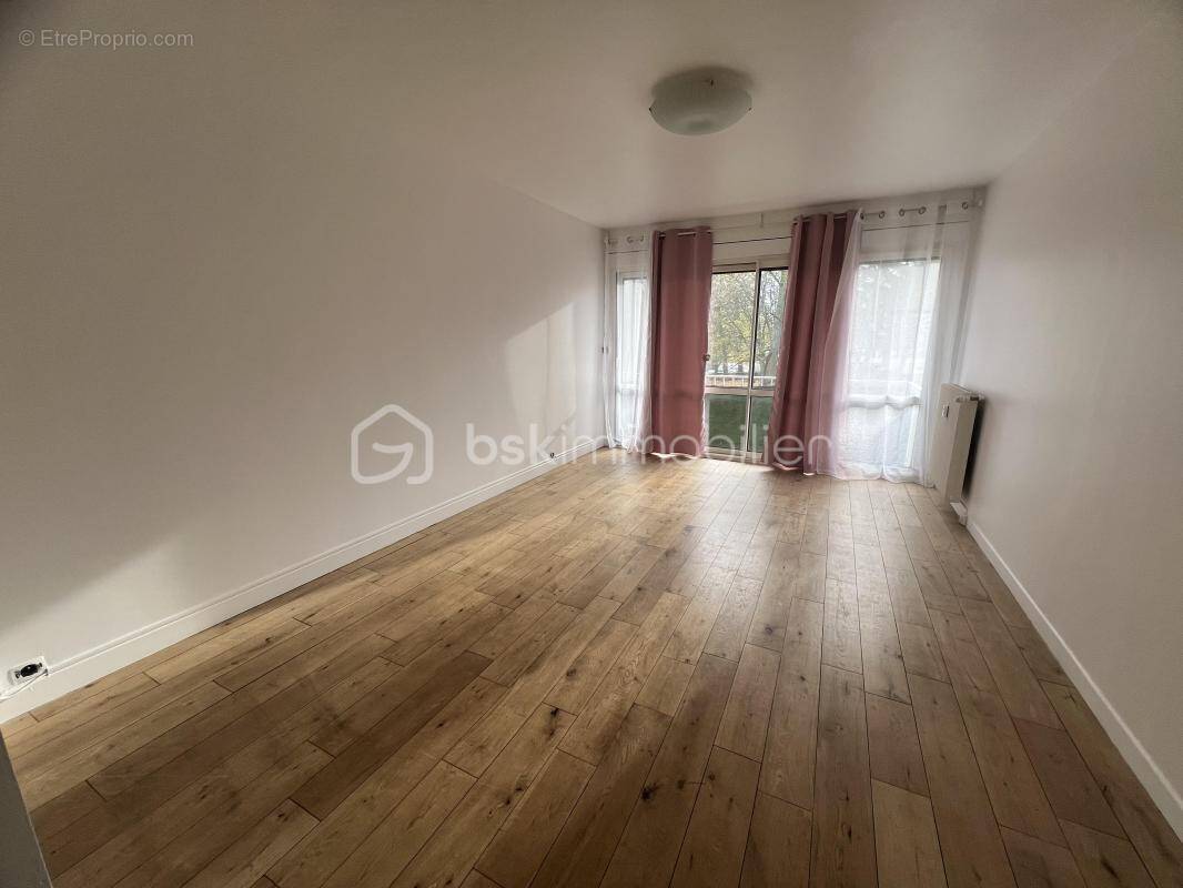Appartement à EVRY