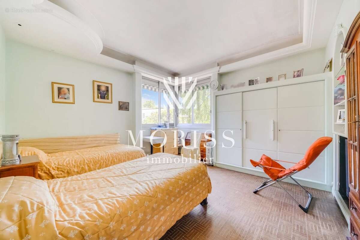 Maison à PARIS-19E