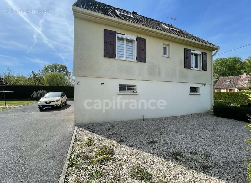 Maison à TERGNIER