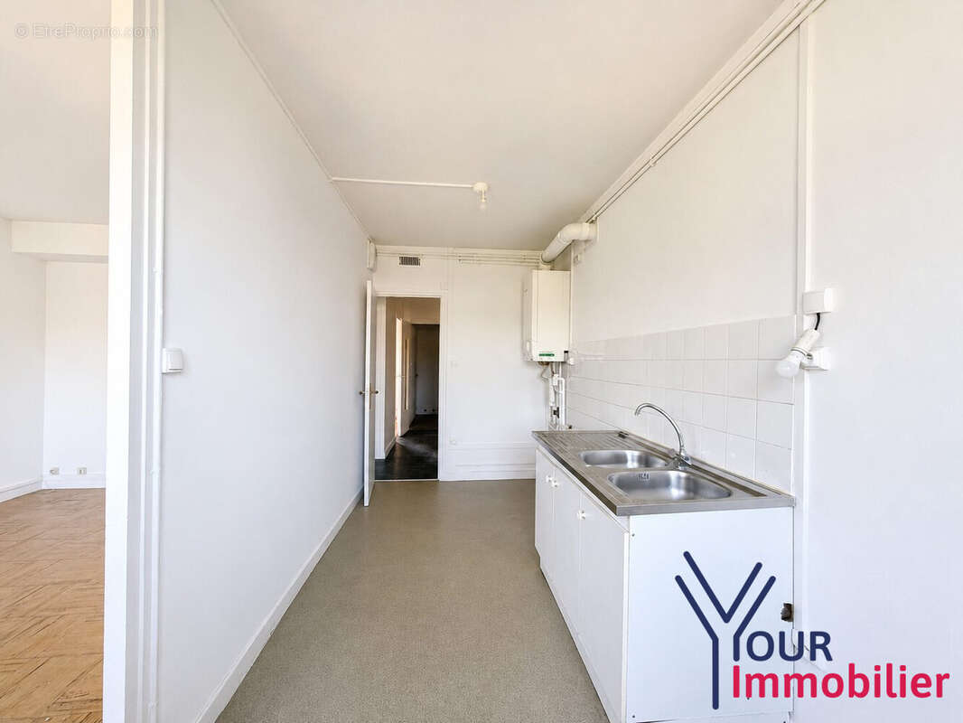 Appartement 42 m² à Grigny  - photo 4